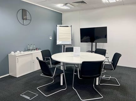 Image 10 of IWG (Regus) - Gateway House - Penman Way, LE19 - Leicester