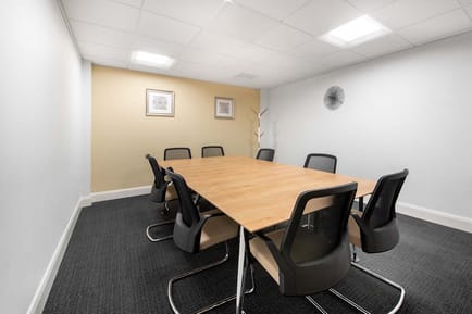 Image 8 of IWG (Regus) - Oxford House - Oxford Street, RG14 - Newbury