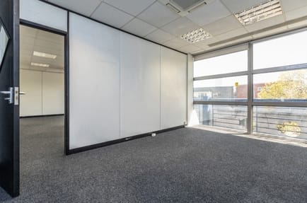 Image 8 of Access Office Suites - York Road, SW11 - Battersea