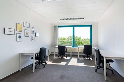 Image 4 of Regus - Bremen, Airport - Flughafenallee, Bremen
