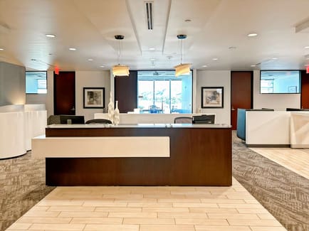 Image 2 of Regus - Esplanade III - 2415 East Camelback Road - Phoenix - AZ