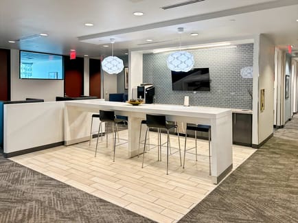 Image 6 of Regus - Esplanade III - 2415 East Camelback Road - Phoenix - AZ