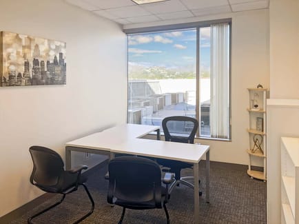 Image 10 of Regus - 450 North Brand Blvd Center - Glendale