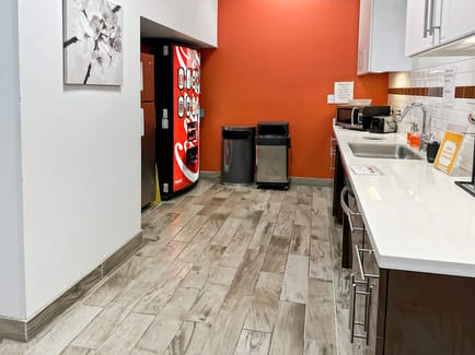 Image 6 of Regus - 800 West El Camino - Mountain View