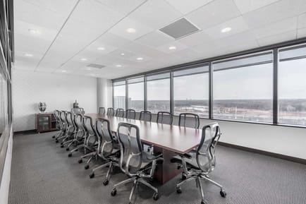 Image 3 of Regus - 1600 Corporate Center - Rolling Meadows