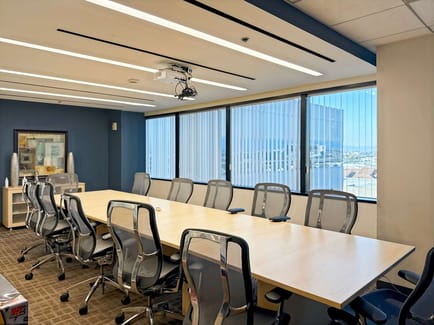 Image 3 of Regus - Continental Plaza - El Segundo