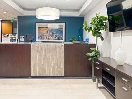 Image 2 of Regus - San Jose Airport - Gateway Place - San Jose