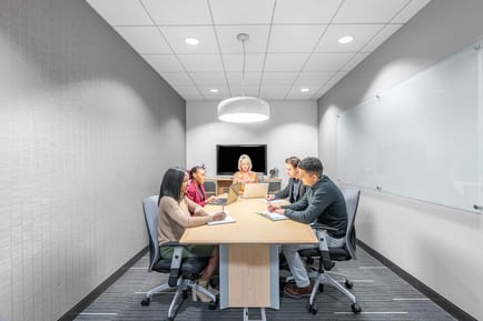 Image 3 of Regus - North Martingale Rd - Schaumburg
