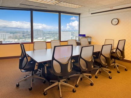 Image 3 of Regus - Regency Towers Center - Oakbrook