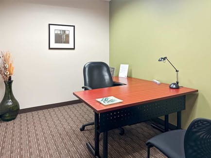 Image 9 of Regus - Regency Towers Center - Oakbrook