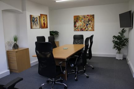Image 2 of OfficeFront - Daws House, NW7 - Mill Hill