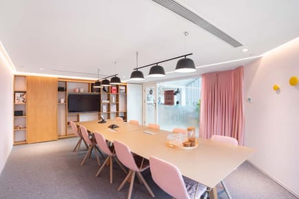 Image 9 of Spaces (Regus) - 133 Wai Yip St - Hong Kong