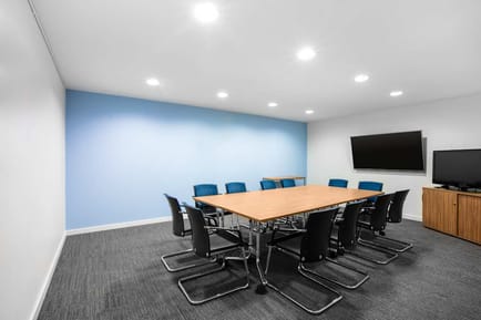 Image 3 of Regus - ZUG, City Centre - Baarerstrass, Zug