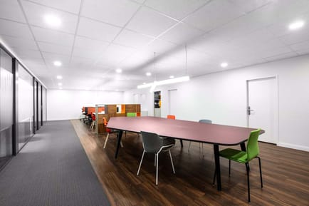 Image 4 of Regus - ZUG, City Centre - Baarerstrass, Zug