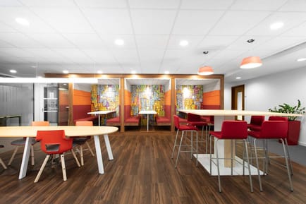 Image 5 of Regus - ZUG, City Centre - Baarerstrass, Zug
