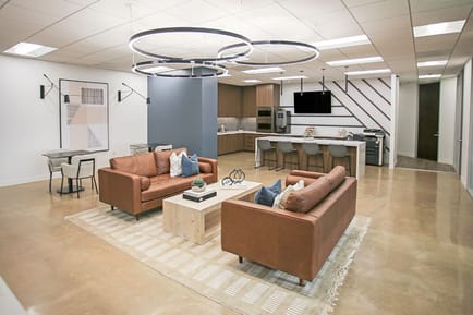 Image 4 of Premier Workspaces - 4MB - Newport Beach - CA - MacArthur Boulevard