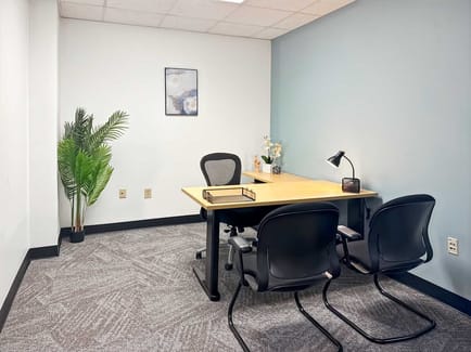 Image 7 of Regus - West End Center - Nashville