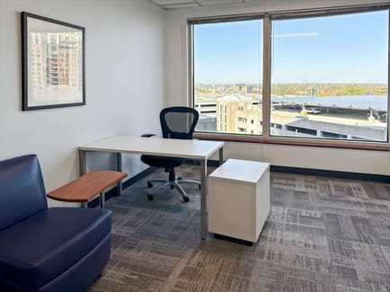 Image 9 of Regus - Reston Town Center 1 - 11921 Freedom Drive - Reston