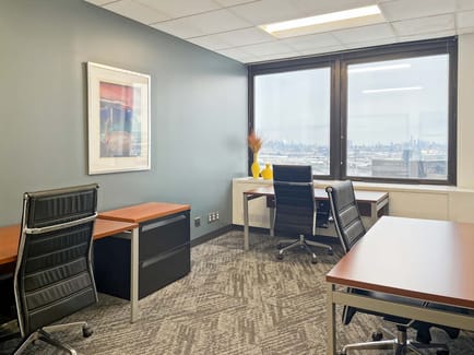 Image 7 of Regus - Newark One Gateway Center - Newark