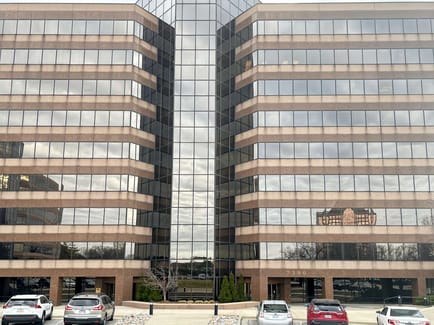 Image 1 of Regus - Commerce Plaza Center - Overland Park