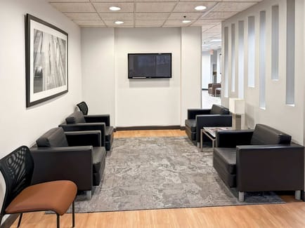 Image 5 of Regus - Corporate Woods Center - Overland Park