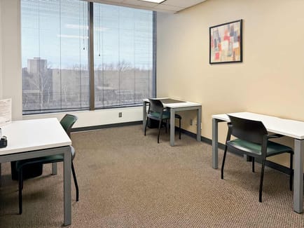 Image 8 of Regus - Corporate Woods Center - Overland Park