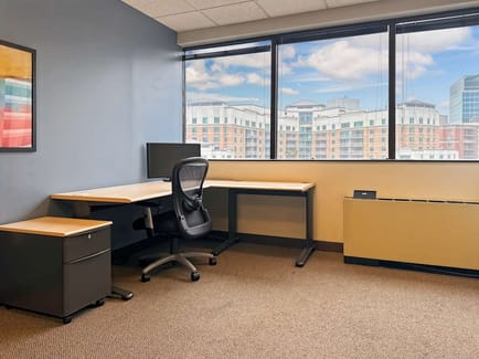 Image 8 of Regus - Bethesda Metro Center - Bethesda - MD