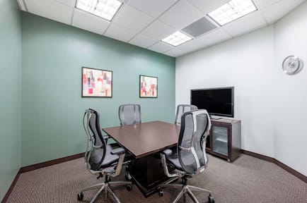 Image 3 of Regus - Carlson Center - Minnetonka