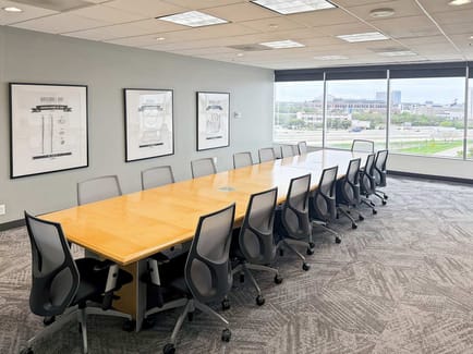 Image 3 of Regus -  - 2000 East Lamar Blvd - Arlington