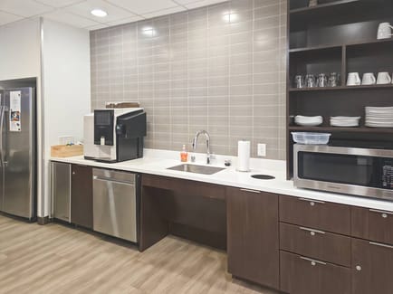Image 6 of Regus -  - 2000 East Lamar Blvd - Arlington