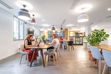 Image 7 of Spaces (Regus) - 54 Rue de Londres, 75009 - Paris