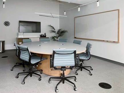 Image 10 of Spaces (Regus) - Liberty Village - 80 Atlantic Avenue - Toronto - ON