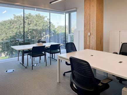 Image 4 of Spaces (Regus) - Liberty Village - 80 Atlantic Avenue - Toronto - ON