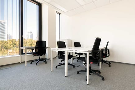 Image 3 of Spaces (Regus) - Marszalkowska 134/126 - Warsaw