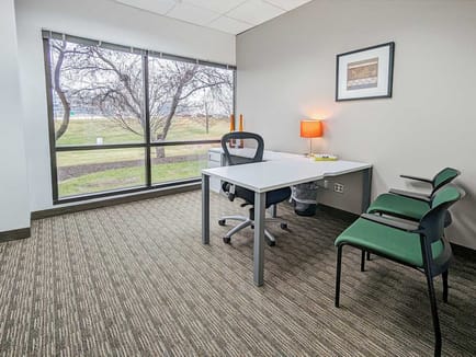 Image 21 of Regus - Linden Place - First National Bank Parkway - Omaha - NE