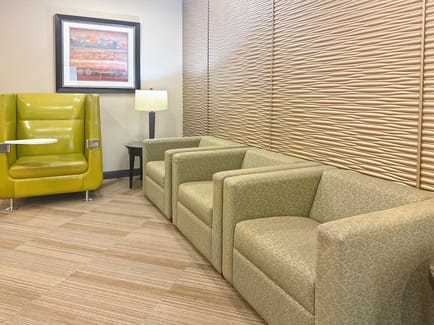 Image 13 of Regus - Etobicoke - Four Seasons Place - Toronto - ON