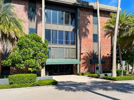 Image 1 of Regus - Miracle Mile Plaza - 21st Street - Vero Beach - FL