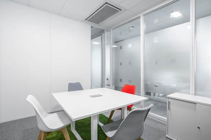 Image 9 of Regus (IWG) - 22 Mail Pablo Picasso, Immeuble Skyline, 44000 - Nantes
