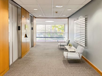 Image 4 of Regus - Timberloch Place - Houston