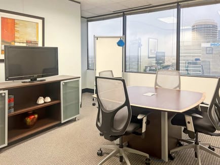 Image 16 of Regus - Kirby Dr - Houston
