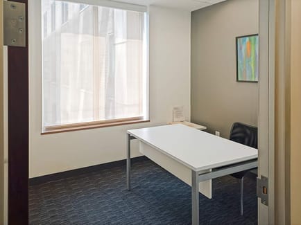 Image 4 of Regus - 1050 Connecticut Ave NW - Washington DC