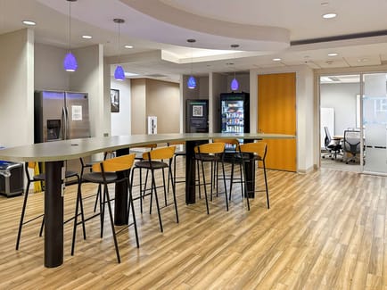 Image 10 of Regus - 201 S Biscayne Blvd - Miami