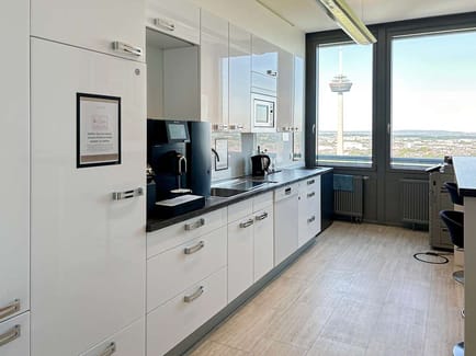Image 6 of Regus - KolnTurm - Im Mediapark 8 - Cologne