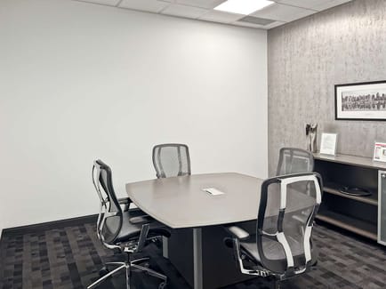 Image 13 of Regus - Pointe-Claire - Trans-Canadian Highway Montreal - Canada