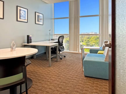 Image 8 of Regus - Presidential Circle - Hollywood Blvd - Hollywood - FL