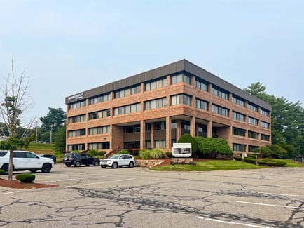 Image 1 of Regus - One Tara Boulevard - Nashua - NH