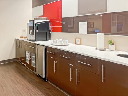 Image 6 of Regus - Meadowlands Plaza - East Rutherford - NJ