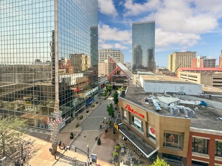 Image 1 of Regus - MET Building - S. Fourth Street - Louisville - KY