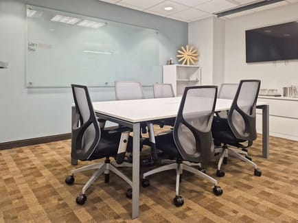 Image 3 of Regus - MET Building - S. Fourth Street - Louisville - KY