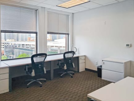 Image 9 of Regus - MET Building - S. Fourth Street - Louisville - KY